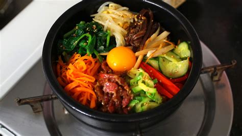 Món ăn Hàn Quốc Bibimbap - Ẩm thực Hàn Quốc cơm trộn Jeonju