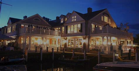 Martha's Vineyard Seafood & Steak Restaurant | Edgartown, MV