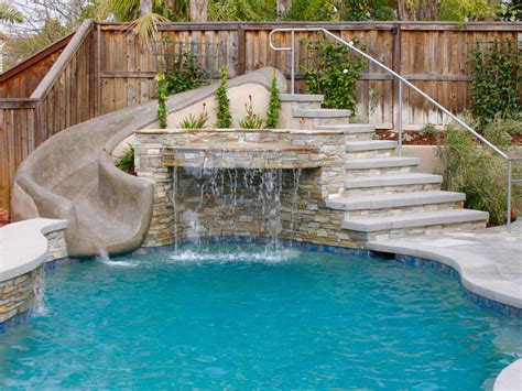 7 Unbelievable Backyards You Wish You Had : Pool Kings : DIYNetwork.com | Pool Kings ...