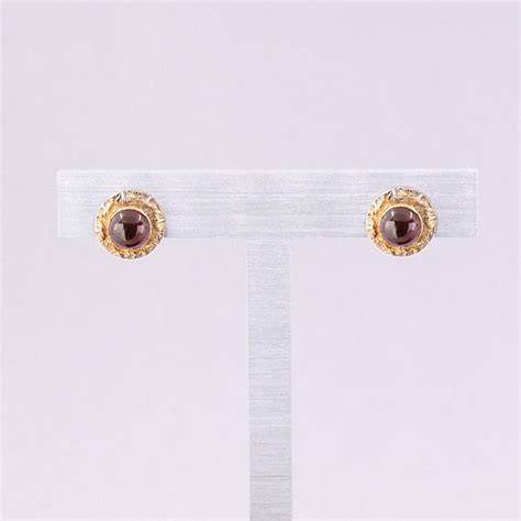 Vintage 9k Gold & Garnet Earrings