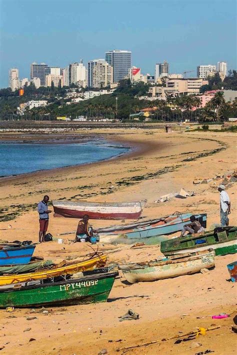 7 Reasons To Visit Mozambique + 12 Tips To Prepare You