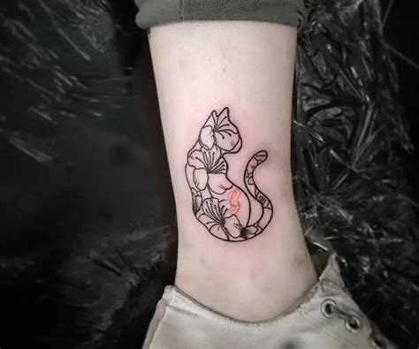 26+ Cat Memorial Tattoo Ideas - TeighlorKaida