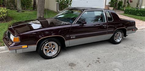 31k Original Miles: 1987 Oldsmobile 442 | Barn Finds