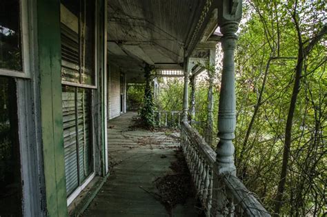 Inside The Abandoned Georgia House Where History Was Made