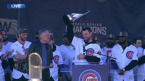 PHOTOS: Chicago Cubs World Series victory parade | abc7chicago.com