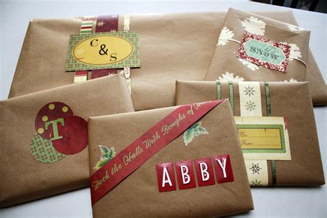 Yellow Blackbird: A Creative Blog: Embellished Brown Paper Packages