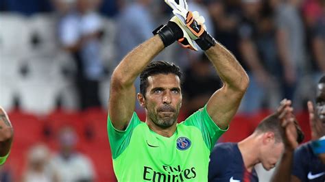 PSG - Gianluigi Buffon : "À mon âge, tout est une question d'envie et de motivation" | Goal.com