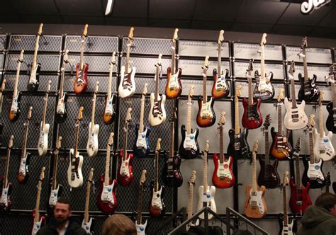 Guitar Center: Prices So Low, Employees Can't Survive on Wages | The Nation