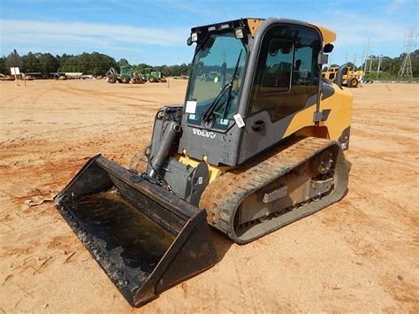 2015 VOLVO MCT125C SKID STEER LOADER, VIN/SN:2429059 - CRAWLER, BUCKET, HYD QUICK COUPLER, CAB ...