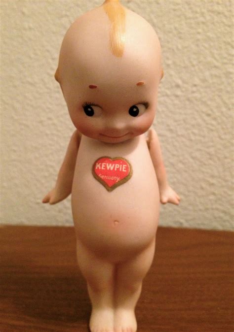 File:German Kewpie with Heart Sticker.png - Wikimedia Commons