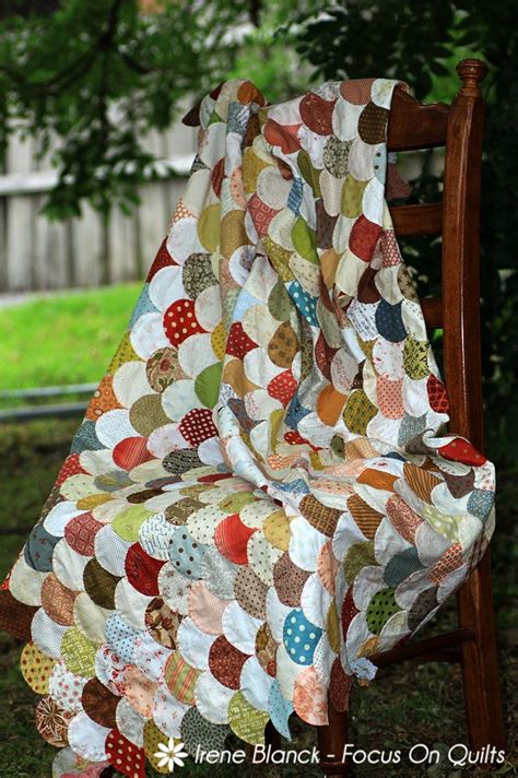 Quilts, Clamshell quilt, Traditional quilts