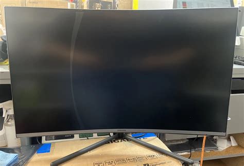 Samsung U32R590 32" 4K UHD 3840 x 2160 LED LCD VA Curved Monitor ...