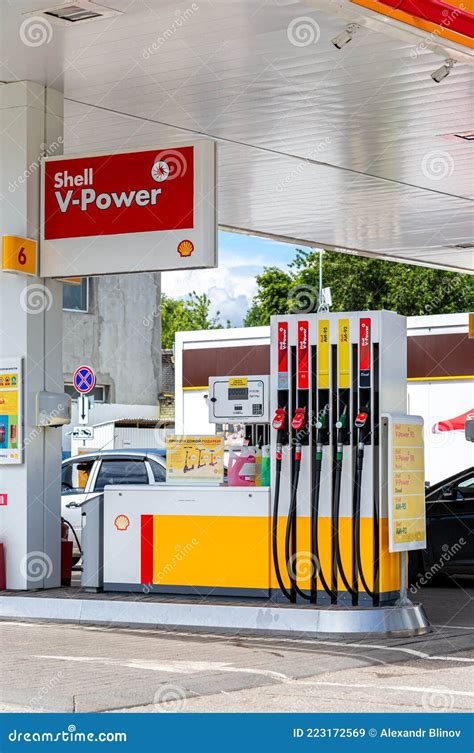 Shell V-power fuel station editorial stock image. Image of sale - 223172569