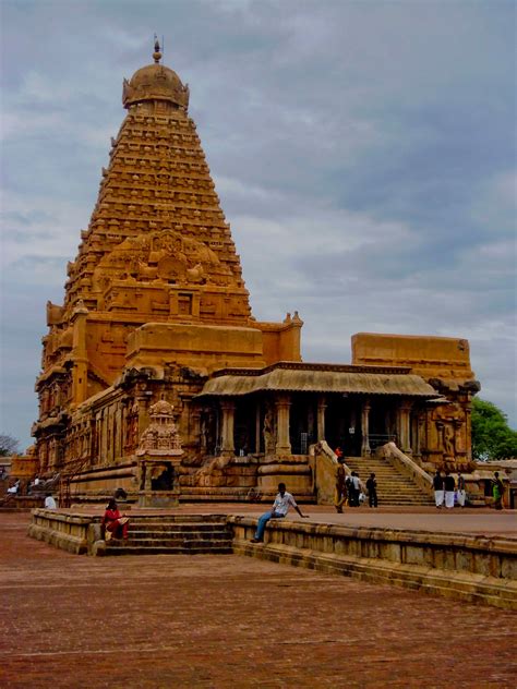 Temple in Madurai, India | Madurai, Volunteer abroad, India