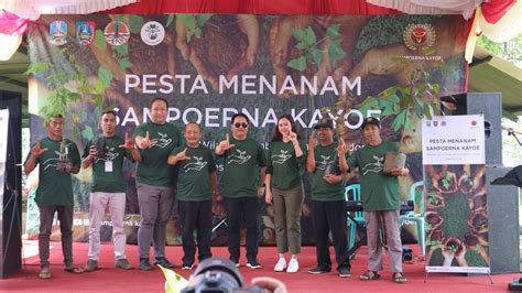 Sampoerna Kayoe Plants Thousands of Trees to Preserve Forest - Sampoerna Kayoe