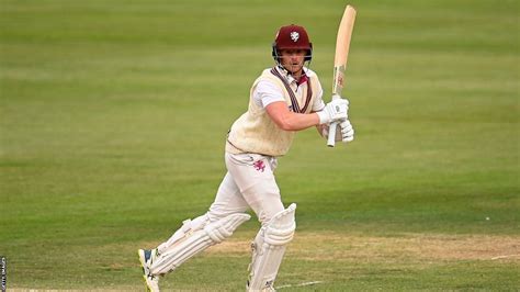 Tom Abell: Somerset captain staying optimistic on injury return - BBC Sport