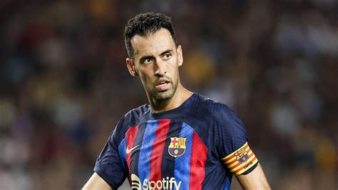 Sergio Busquets - LarraBrannoch