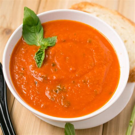 Easy Vegan Tomato Soup Recipe | Yup, It's Vegan!