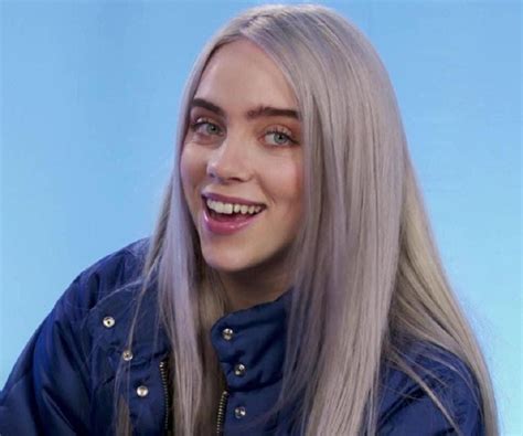 Billie Eilish Biography - Facts, Childhood, Family Life & Achievements