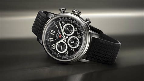 Smaller And Brighter: The New Chopard Mille Miglia Classic Chronograph ...