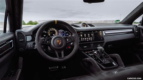 Porsche Cayenne Turbo GT | 2022MY (Color: Arctic Grey) | Interior, Cockpit