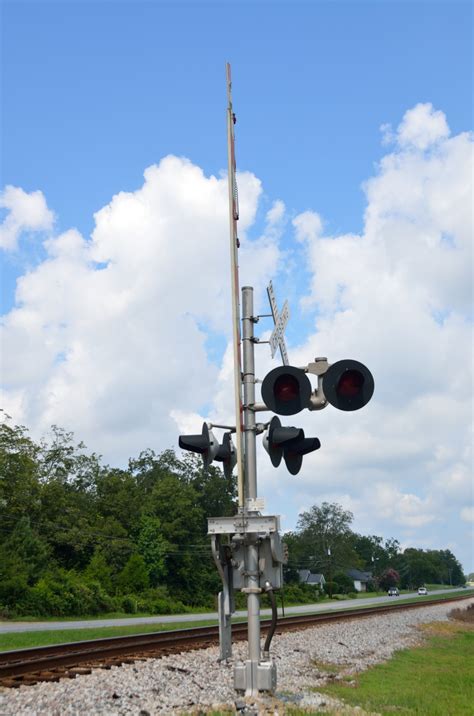 Railroad Crossing Free Stock Photo - Public Domain Pictures