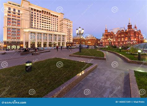 Four seasons hotel editorial stock image. Image of central - 140057249