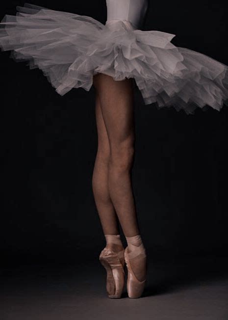 Art Ballet, Ballerina Art, Ballet Girls, Ballet Dancers, Dance Photos, Dance Pictures, Ballet ...