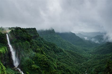 Amboli Ghat, Maharashtra, India | Nature trail, Maharashtra, Natural landmarks