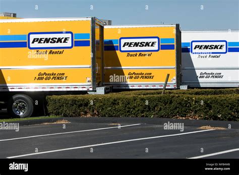 Penske rental truck hi-res stock photography and images - Alamy