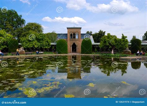 Pond in Stuttgart zoo stock photo. Image of people, idyllic - 12631974