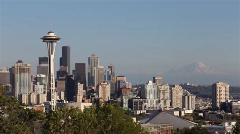 Space Needle – Landmark Review | Condé Nast Traveler