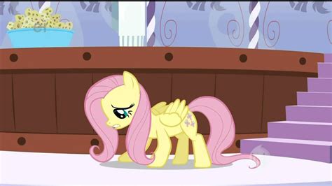 My Little Pony: Friendship is Magic - Fluttershy Scream - YouTube