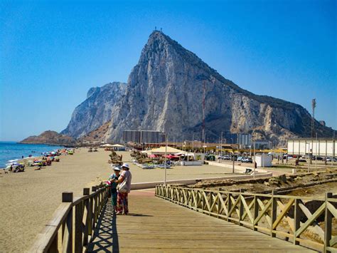 Eastern Beach, Gibraltar on the map with photos and reviews🏖️ BeachSearcher.com