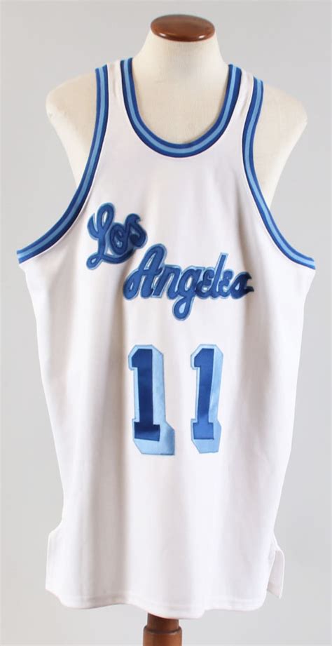 Gail Goodrich Signed Jersey Lakers - COA JSA | Memorabilia Expert