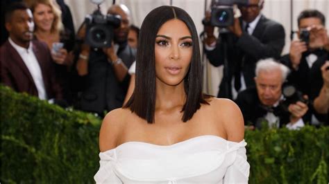 Kim Kardashian Sets an Instagram Record, Shares the Personal Stories ...