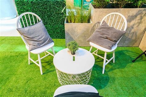 Artificial Grass Patio (Pros & Cons) - Designing Idea