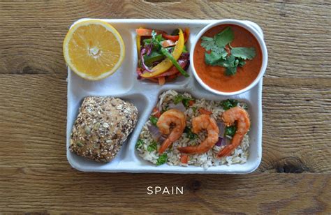 These Pictures Of School Lunches Around The World Will Make You Both ...