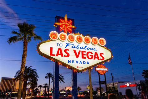 10 Must-See Las Vegas Attractions | SmarterTravel