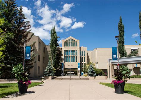 Mount Royal University - Ranking, Fees, Scholarships Courses, Admissions | UniSearch