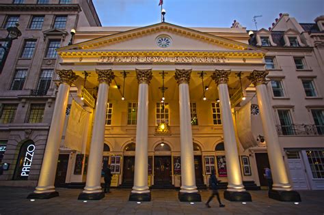 NEWS: Theatre Royal Haymarket Goes On Sale – Love London Love Culture