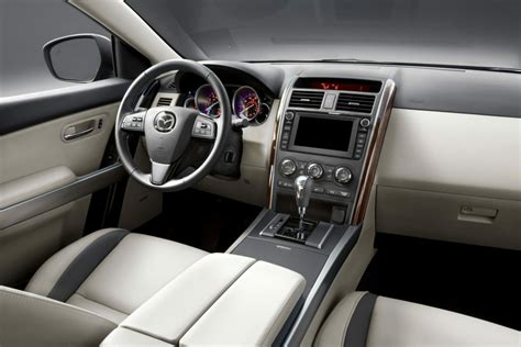 Mazda CX-9 Interior: Cargo Space & Seating - VehicleHistory