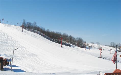 Ski & Snowboard | Hours, Ticket, Rentals | Sunburst Ski Hill