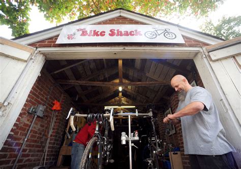 Lynchburg College launches community bike shack | Local News | newsadvance.com