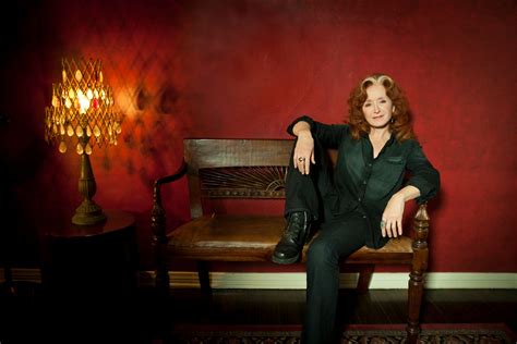 Bonnie Raitt Songs: A list of 15 of the Best | Holler