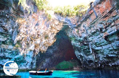 Melissani cave Kefalonia | Holidays in Melissani cave | Greece Guide