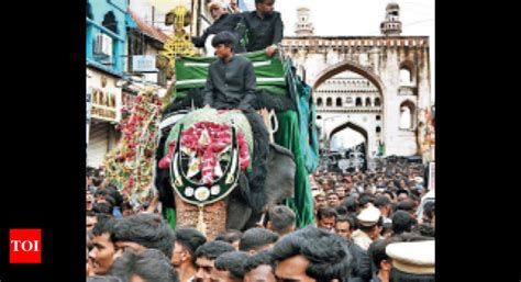 Thousands mourn martyrdom of Imam Hussain on 10 Muharram | Hyderabad News - Times of India