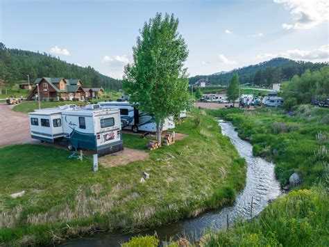 RVS/TENTS – Black Hills Trailside