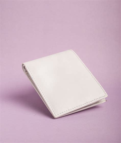 Men's Classic White Leather Wallet | The Icon Fashion