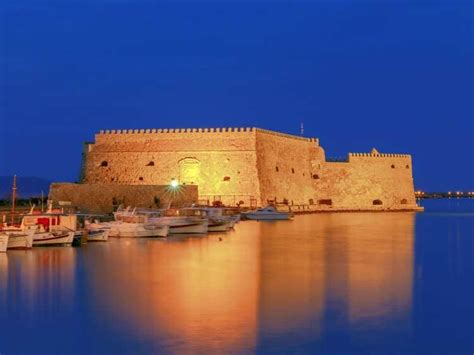 Heraklion cruise port - visit Heraklion in Crete with Cunard